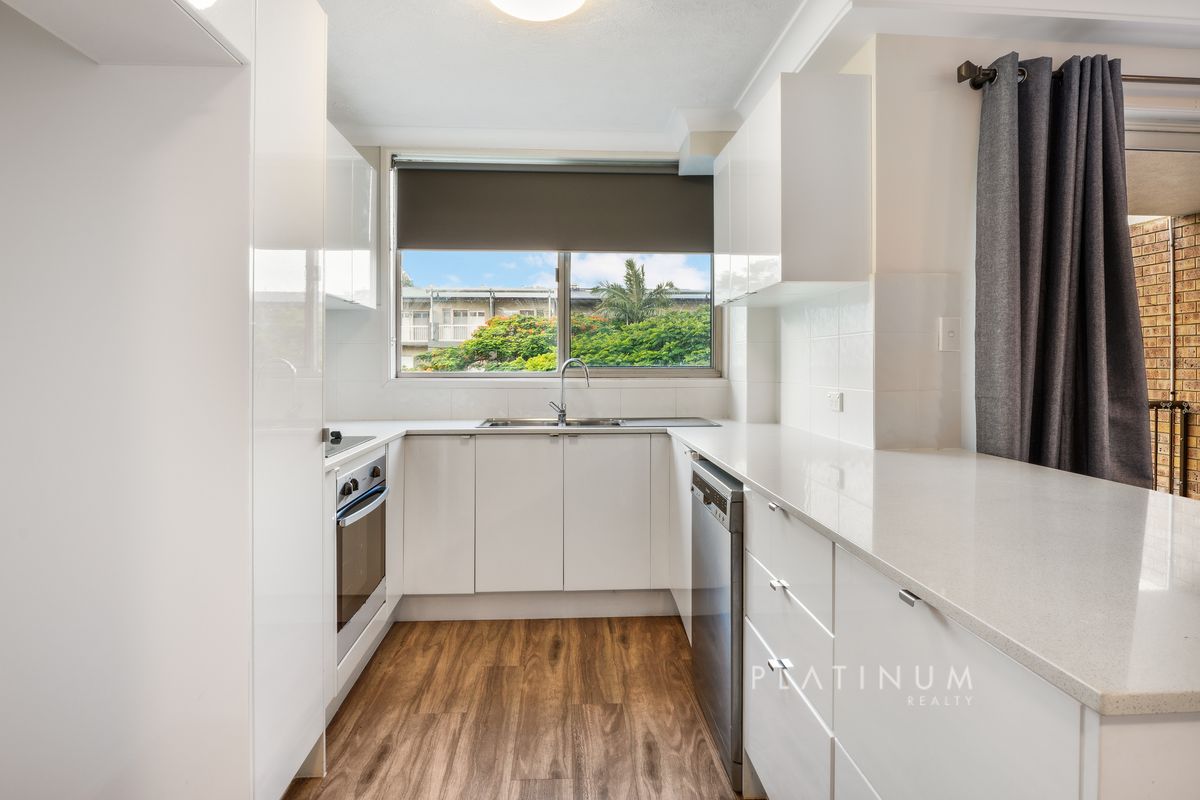 7 / 12 THROWER DRIVE, Currumbin