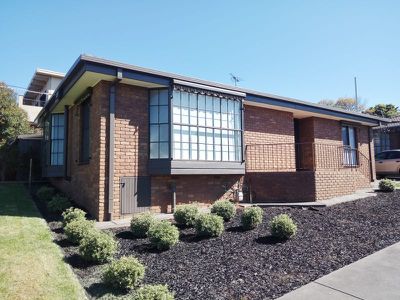 1 / 87 North Valley Road, Highton