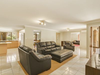 43 Dorset Drive, Rochedale South
