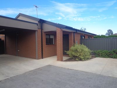 3 / 6 Railway Parade, Shepparton