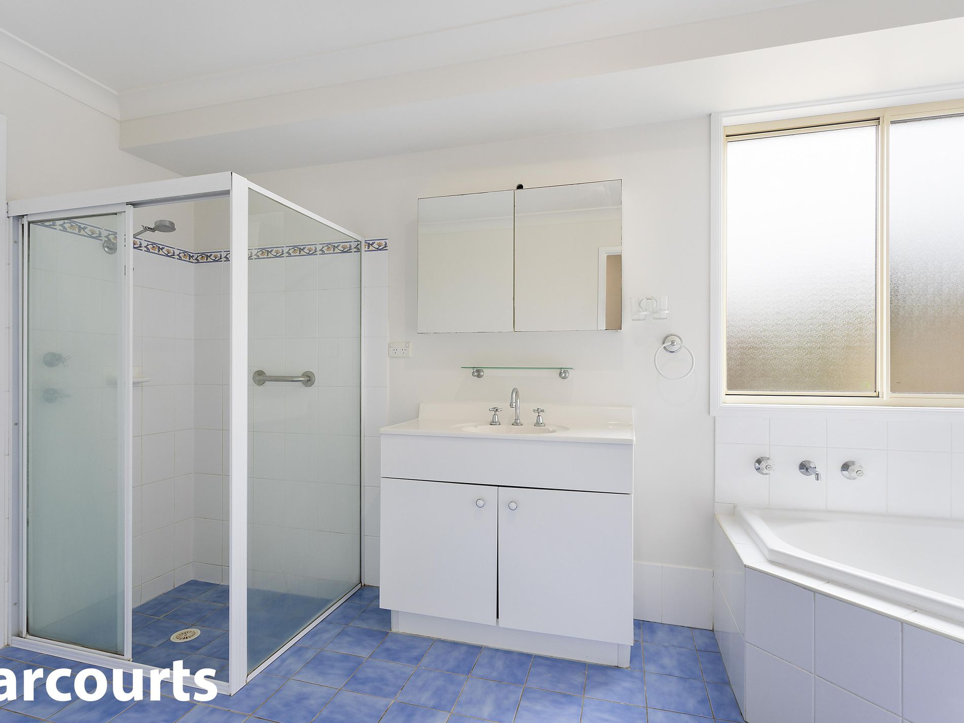 42 Valley Drive, Mollymook Beach