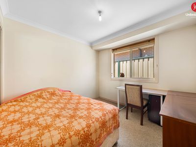 34 Coonabarabran Crescent, Hoxton Park