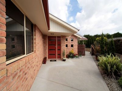 6 Cottage Road, Kingston
