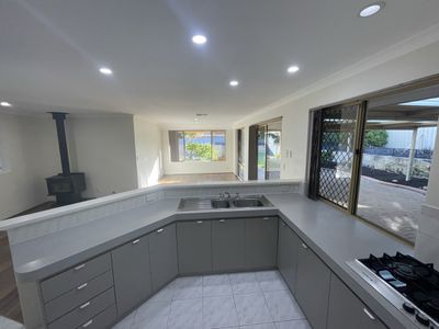 2 Earlsferry Green, Kinross