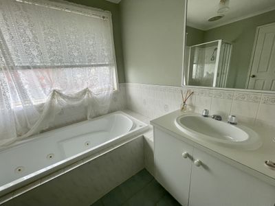 7 Sovereign Retreat , Hoppers Crossing