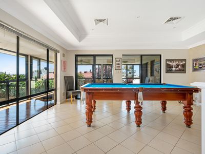 1 The Knoll, Somerville