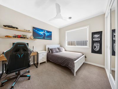 2 Brolga Place, Sale