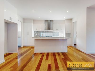 8 The Rise, Narre Warren North