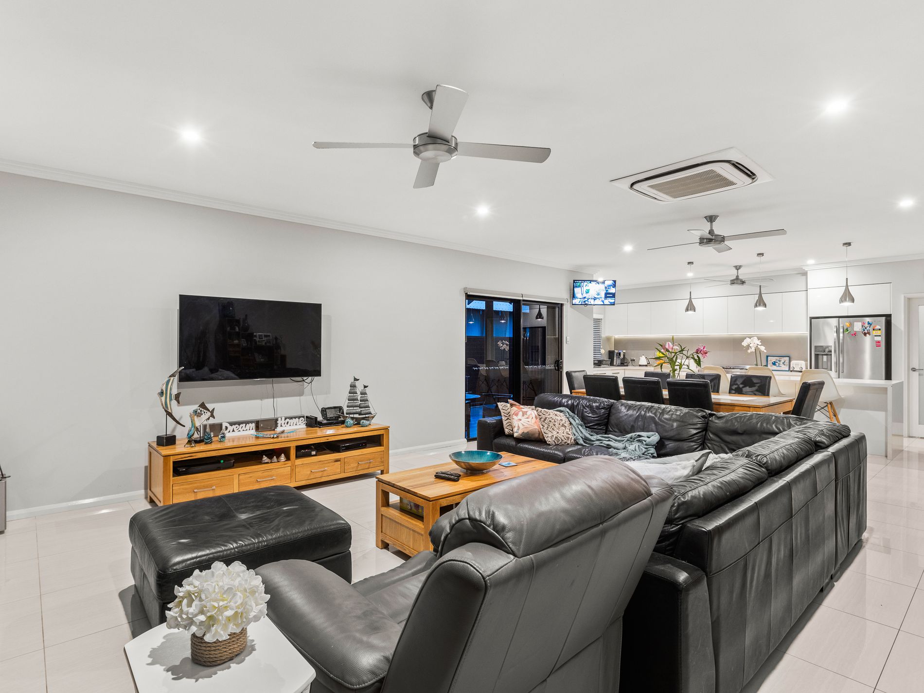 6 Hatoyama View, Bilingurr