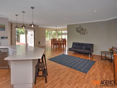 5 Rock Lilly Close, Worrigee