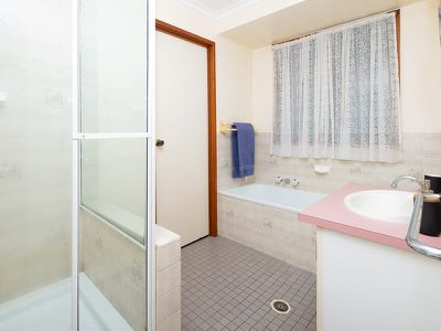 18 Min Min Court, Durack