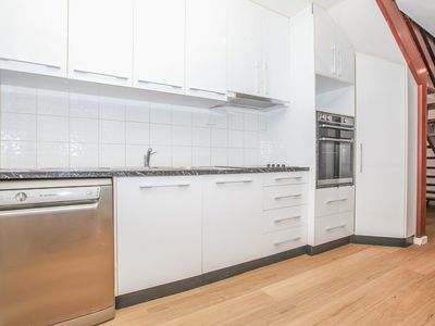 4 Peter Way, South Hedland