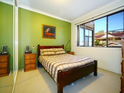 2 / 13 Mercury Street, Wollongong
