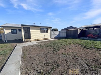 6 Queen Street, Horsham