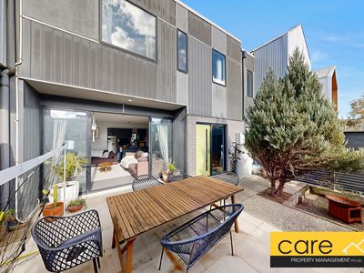 16 Alarah Boulevard, Cranbourne West