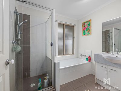 2 Harold Reinhardt Drive, Redbank Plains