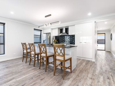 16 MARGARET COURT DRIVE, Baranduda