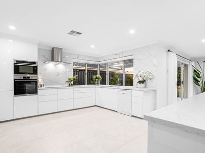 91 Aitken Drive, Winthrop