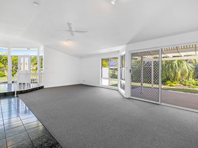 7 Woodlands Crescent, Buderim