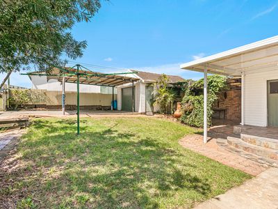 39 Lakeview Parade, Primbee