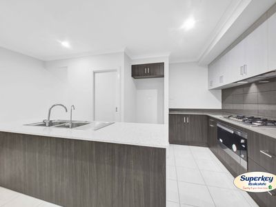 10 Yarlington Road, Tarneit