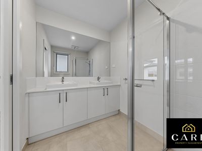 6 Gowna Lane, Pakenham