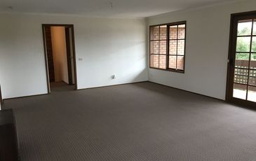 2/87 Woods Street, Beaconsfield