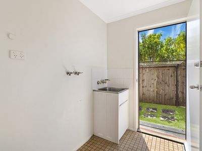 18 / 22A Kumbari Street, Rochedale South