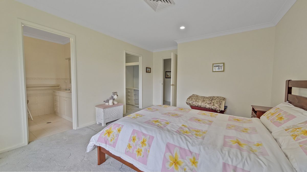 12 Haddrill Parade, Dalmeny