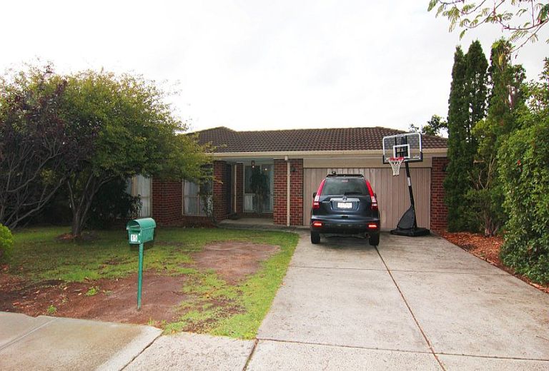 15 Paperbark Place, Knoxfield