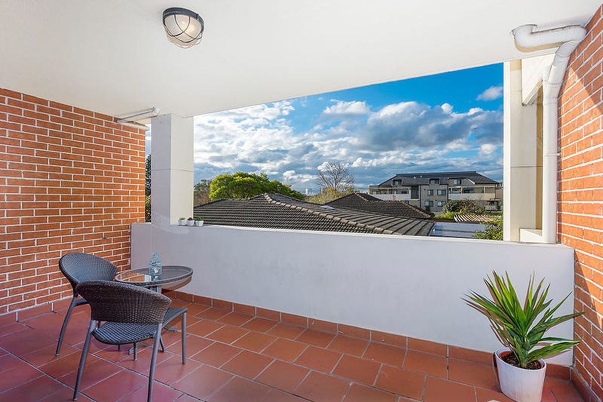 48 Couralie Avenue, Homebush West