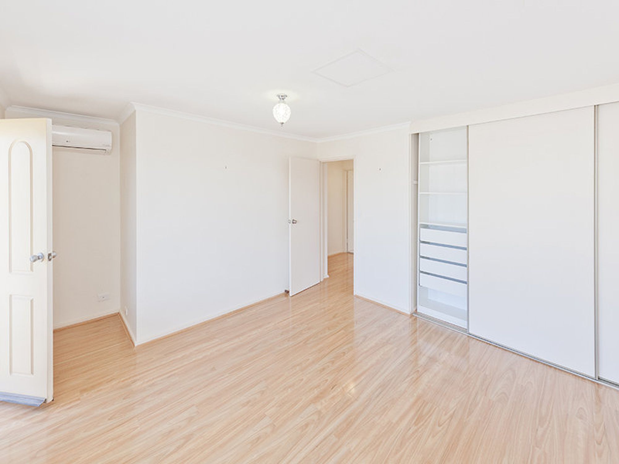 3 / 4 Chapel Street, Plympton