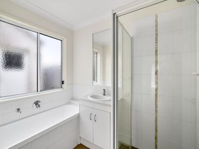16 Staaten Street, Brassall