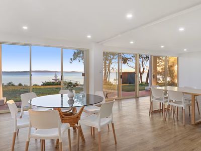 18 The Esplanade, North Arm Cove