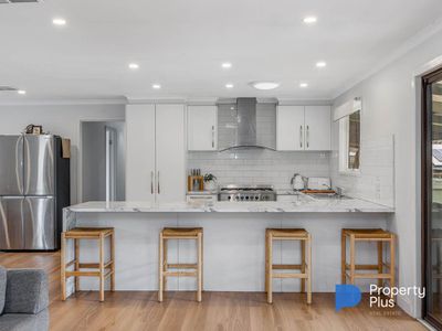 16 Rennie Street, Huntly