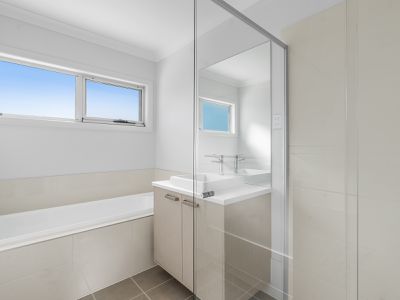 16 Mirida Drive, Dolphin Point