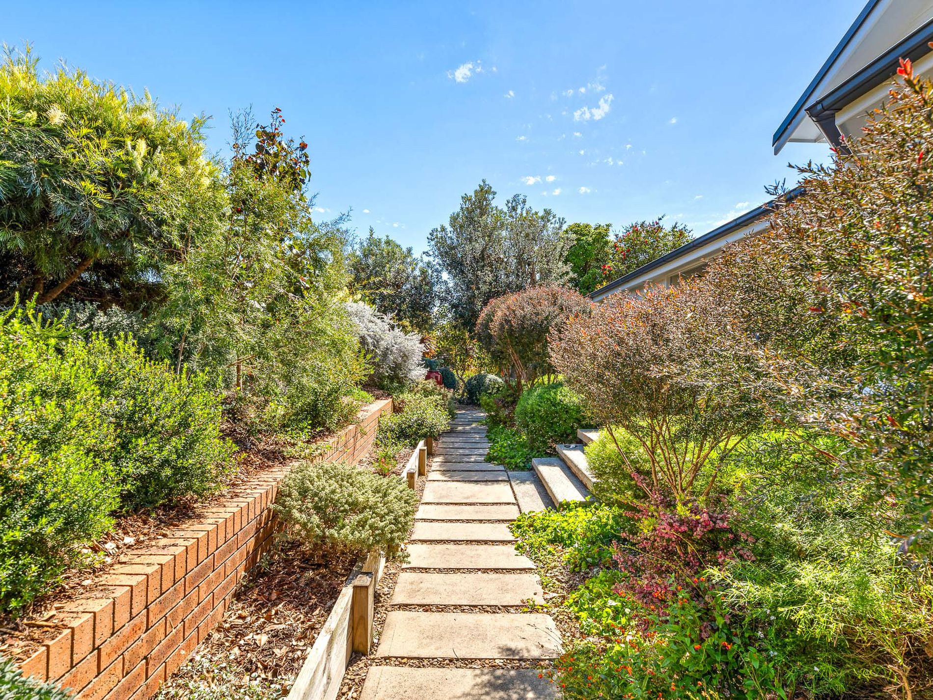 74 Noble Parade, Dalmeny