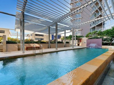 811 / 23 Shelley Street, Sydney