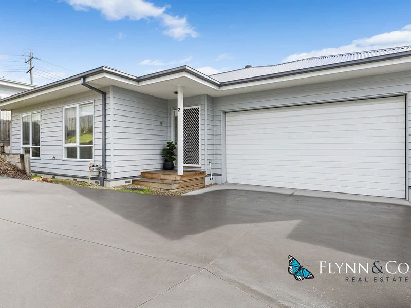 Real Estate Agent Rosebud Flynn & Co Real Estate