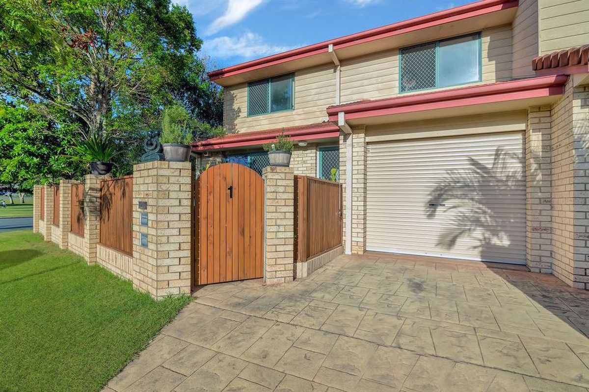 1 / 2 Station Street, Tugun