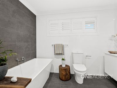 8 Pasture Way, Calderwood