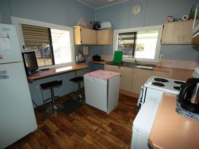107 Cassowary street, Longreach