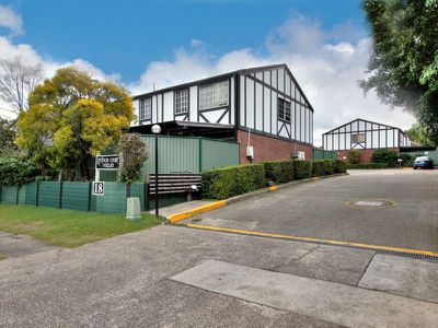 14 / 18 Magellan Drive, Springwood