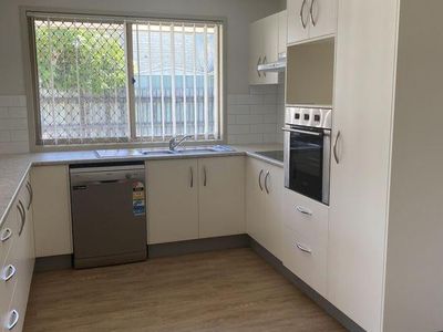 11 Intrepid Court, Beachmere