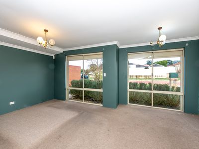 4 Princeton Circle, Alexander Heights