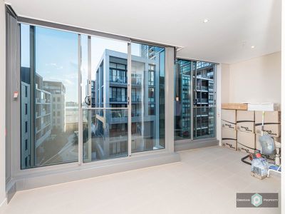 606 / 3 Half Street, Wentworth Point