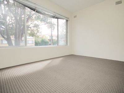 2 / 7 Martin Place, Mortdale