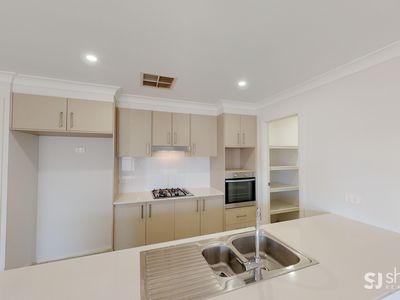 13 Mortlock Avenue, Dubbo