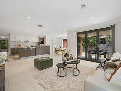 10 Nimbera Street, Harrison