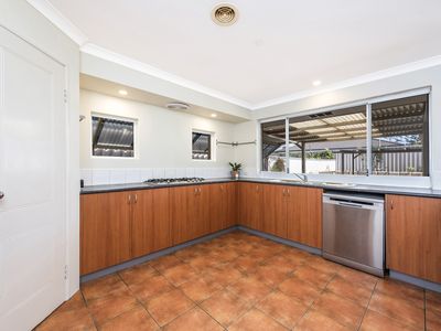 25 Sainte Maxime Avenue, Port Kennedy
